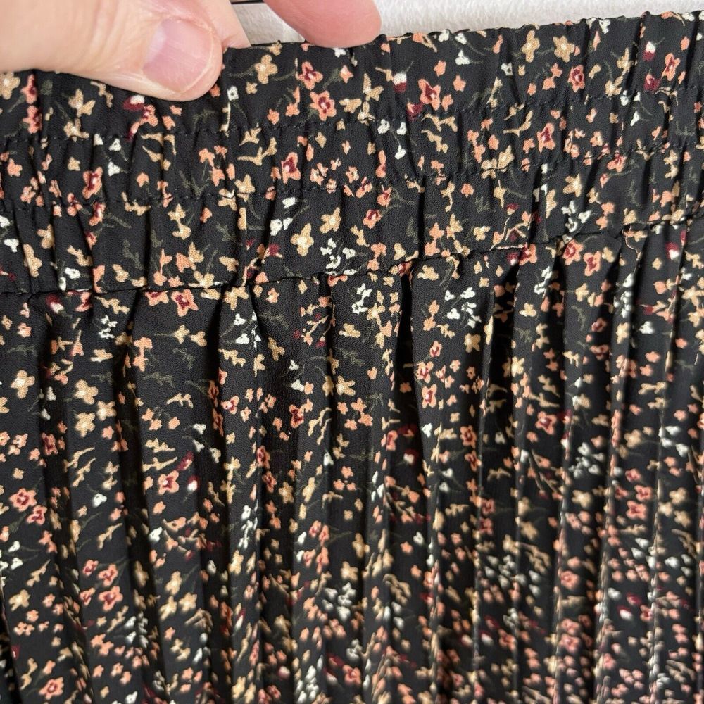 Pleione Women's Small Black Pink Floral Pleated Midi Skirt Pull On Elastic Waist - Picture 3 of 8